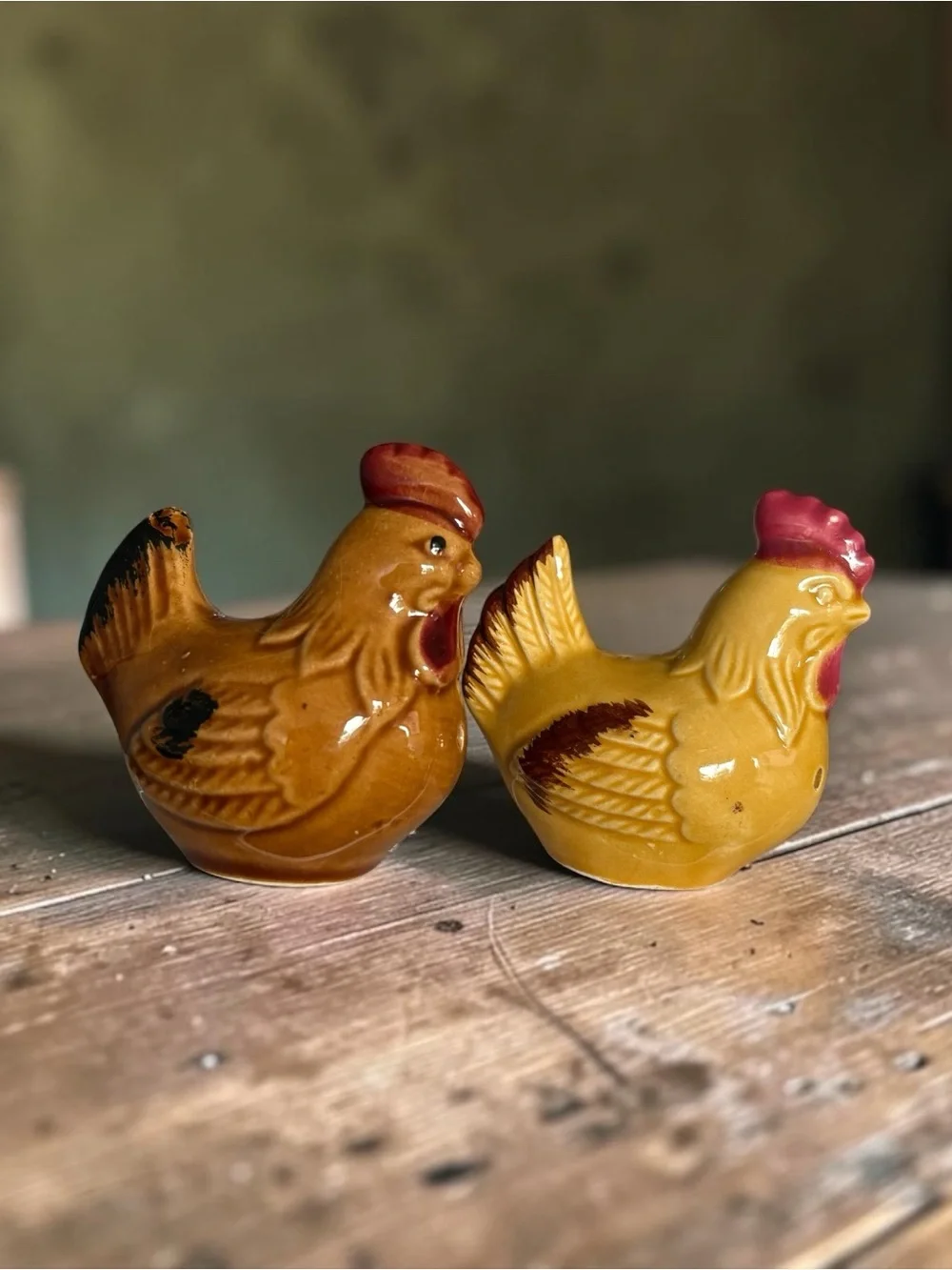 Vtg Yellow & Brown Chicken Salt and Pepper Shakers Set Made In Japan, EUC